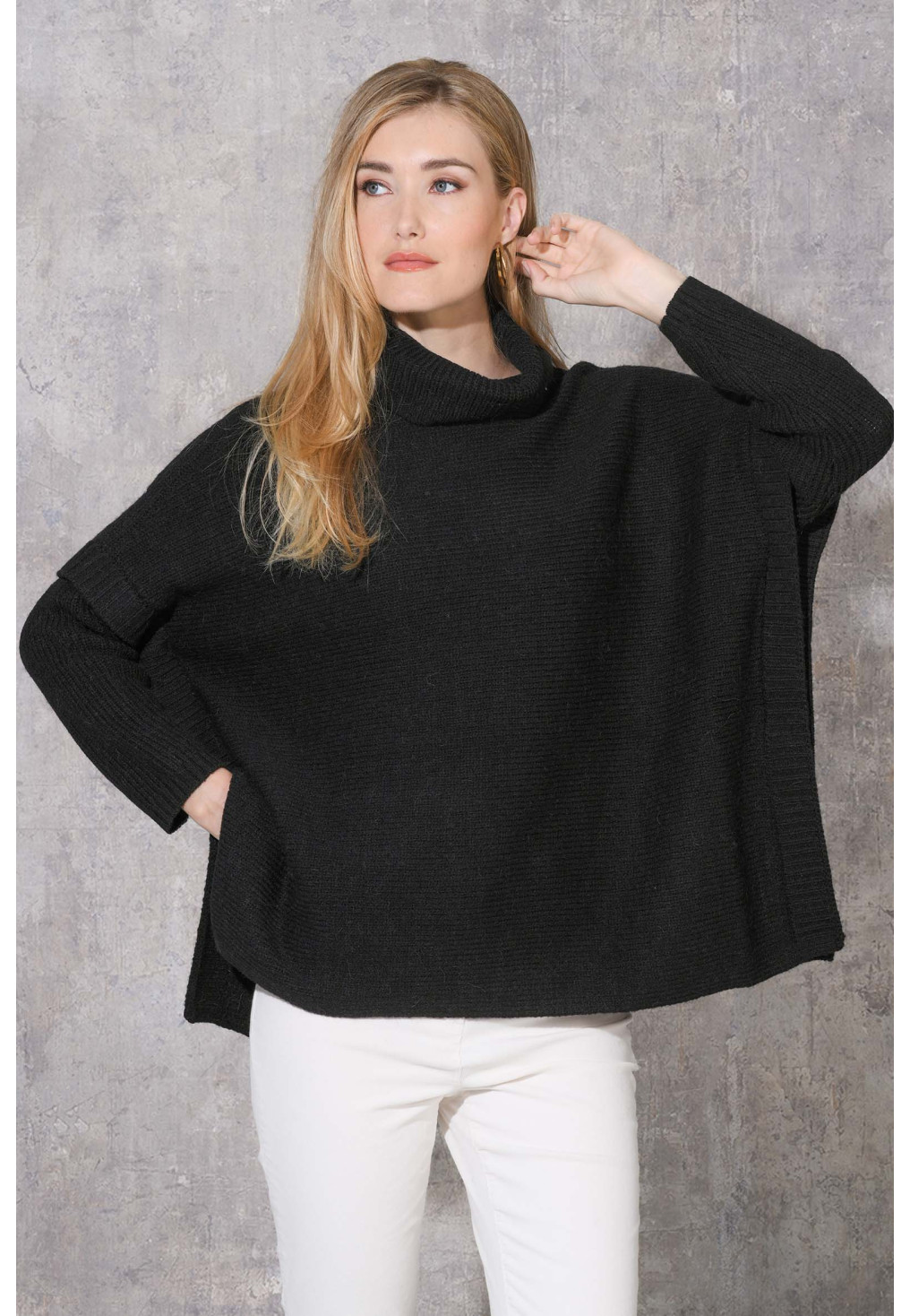 LECAPY - PULL CAPE - NOIR - Un Jour Ailleurs